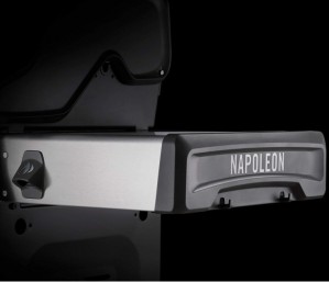 Газовый гриль Napoleon Роуг-625 ПРО-С (Rogue-625 PRO-S), стальной с ИК горелкой