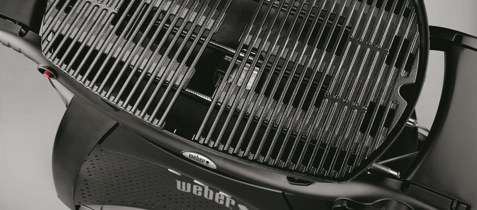Газовый гриль Weber Q-3200 Black Line  