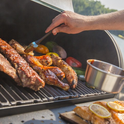 Угольный барельный гриль-коптильня Broil-King Regal OFFSET 400 в Нижнем Новгороде